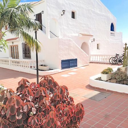 Port Royal Lounge Terrace, One Bedroom Apartment, Heated Pool, Wifi Los Cristianos  Exterior foto